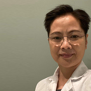 Lyn Zhang, Acupuncturist